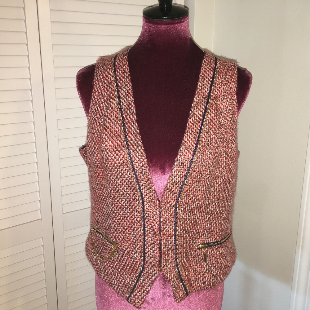 CACHE Vest